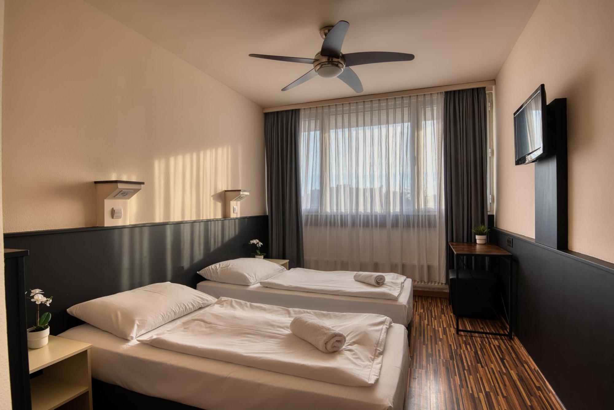City Budget Hotel Budapest Exterior foto